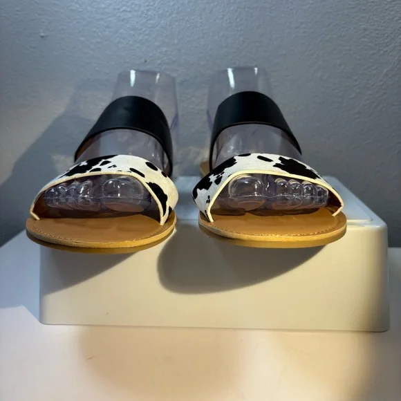 Qupid Cow Print Slide Sandals size 8.5 - Picture 5 of 9